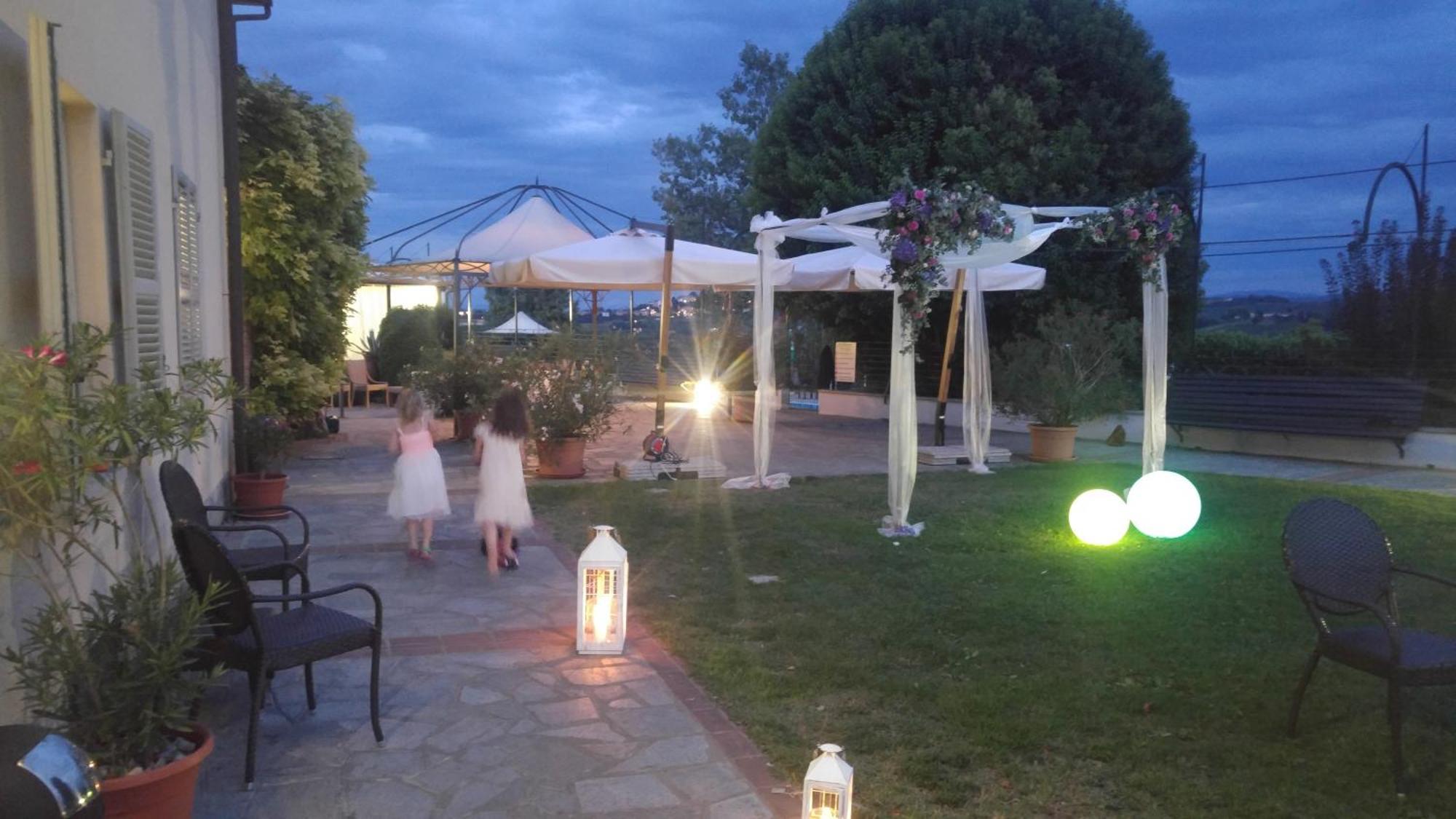 Locanda Del Boscogrande Montegrosso dʼAsti Exterior foto