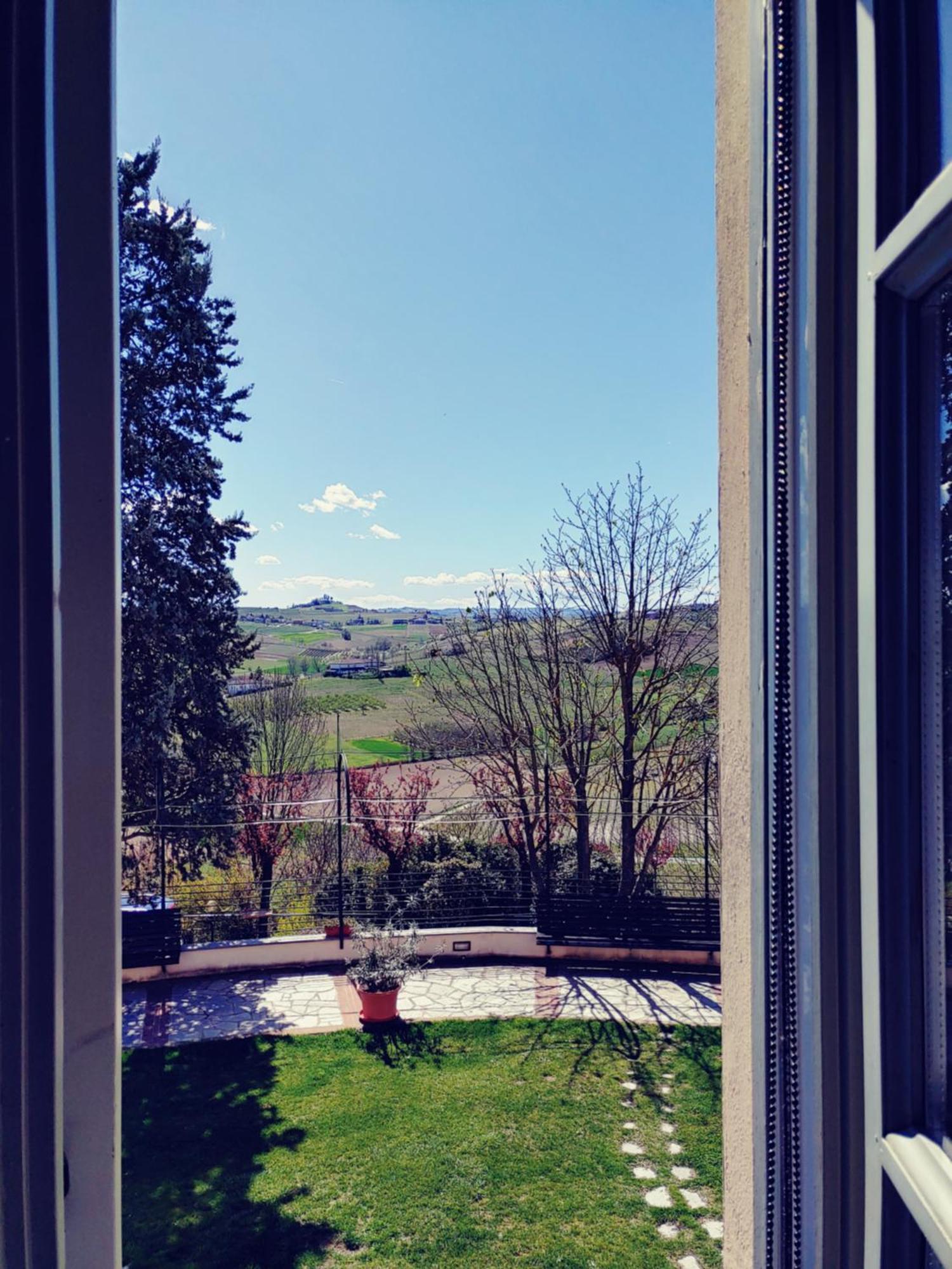 Locanda Del Boscogrande Montegrosso dʼAsti Quarto foto