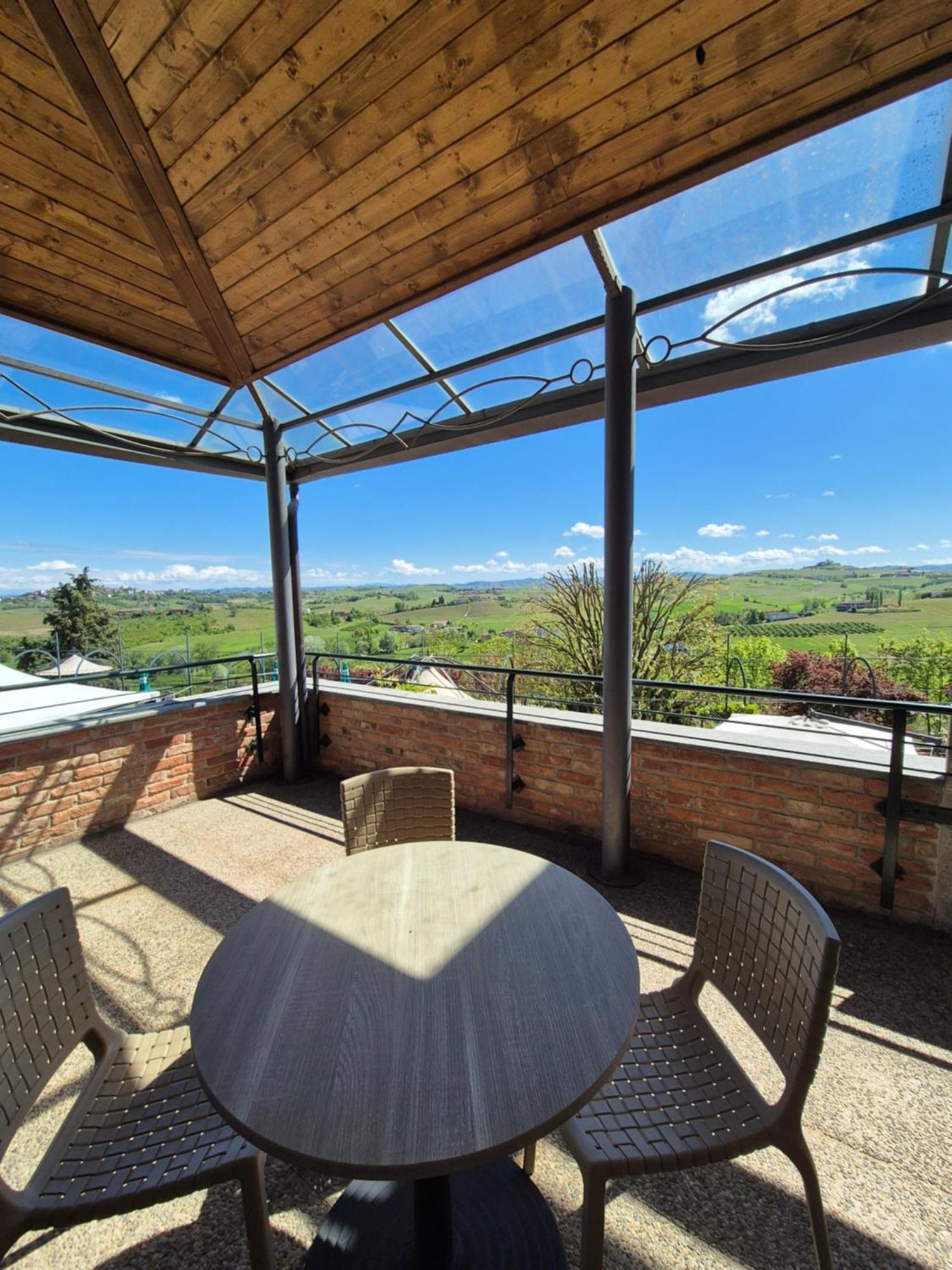 Locanda Del Boscogrande Montegrosso dʼAsti Exterior foto