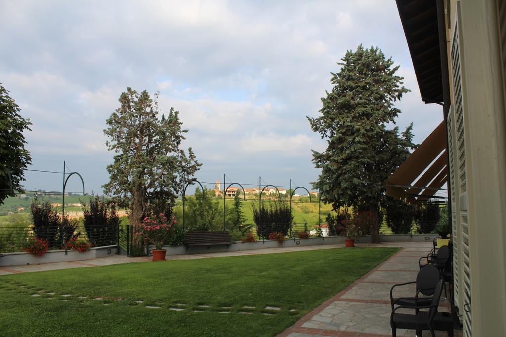 Locanda Del Boscogrande Montegrosso dʼAsti Exterior foto