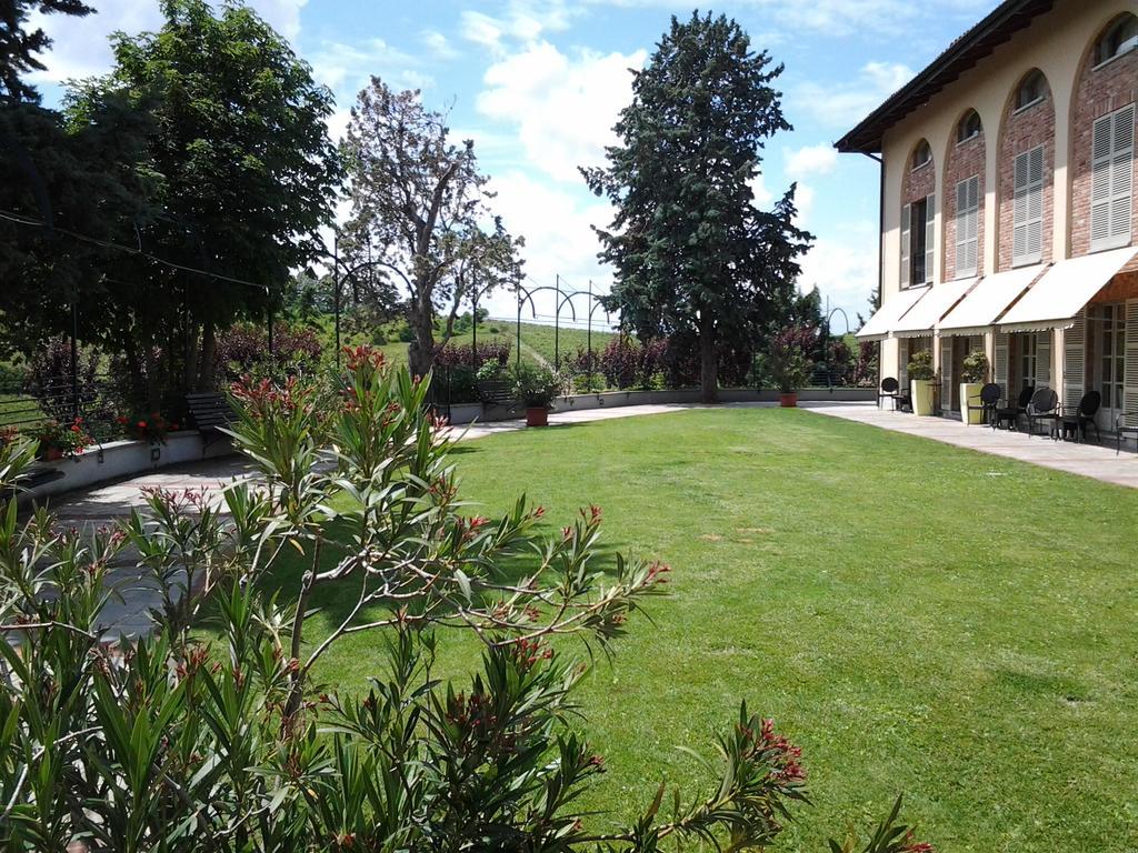 Locanda Del Boscogrande Montegrosso dʼAsti Exterior foto