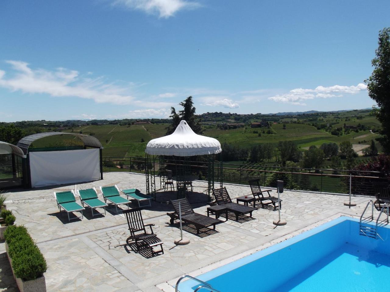 Locanda Del Boscogrande Montegrosso dʼAsti Exterior foto