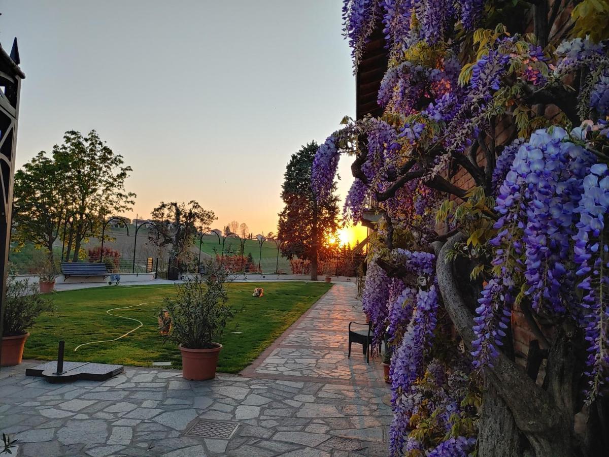 Locanda Del Boscogrande Montegrosso dʼAsti Exterior foto